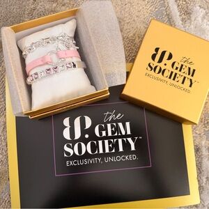 Bomb Party - Gem Society EXCLUSIVE - Holiday 2025 Collection “Arctic Elegance”